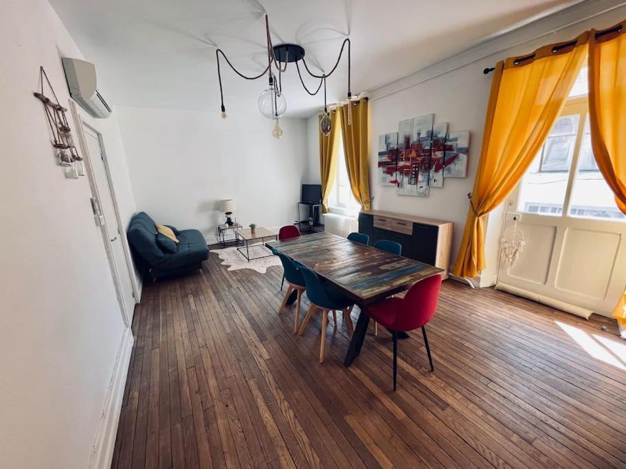 ורדון-סור-מוס Le Cocon De Sasha - Hyper Centre - Full Climatisation - Proche Gare - 1 Chambre - Canape Convertible - Gere Par Presta-Zen'Services מראה חיצוני תמונה
